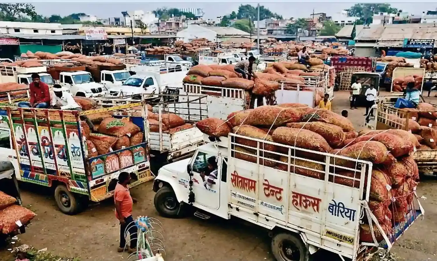 अब कृषि उपज मंडी के लिए शहर से बाहर निजी जमीन की होगी तलाश