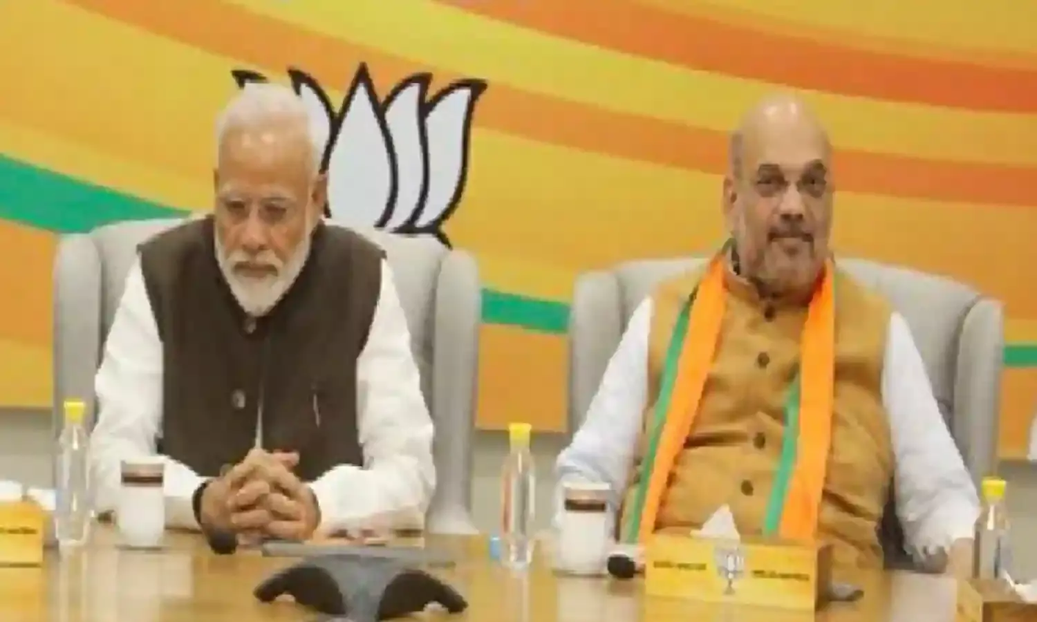अमित शाह पीएम आवास तो योगी आदित्यनाथ पहुंचे जेपी नड्डा के आवास