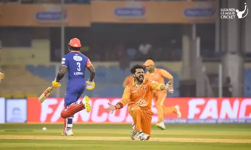 गंभीर के फिक्सर कहने के बाद भड़के श्रीसंत गंभीर के फिक्सर कहने के बाद भड़के श्रीसंत