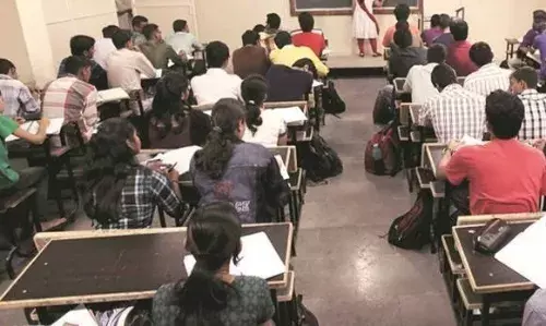 शिक्षा विभाग ने नोएडा में अवैध रूप से चल रहे 32 कोचिंग सेंटर पर जड़ा ताला, आगे भी होगी करवाई