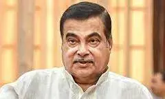 महाराष्ट्र का सवाल - नौ वर्षों सड़क निर्माण के कुल स्वीकृत 726 कार्यों में 341 ही हो सके हैंं पूरे महाराष्ट्र का सवाल - नौ वर्षों सड़क निर्माण के कुल स्वीकृत 726 कार्यों में 341 ही हो सके हैंं पूरे