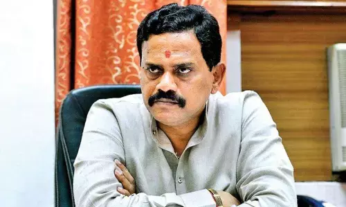 राजन विचारे ने उठाया मुद्दा, दीघा गांव रेलवे स्टेशन को जल्द शुरू किया जाए