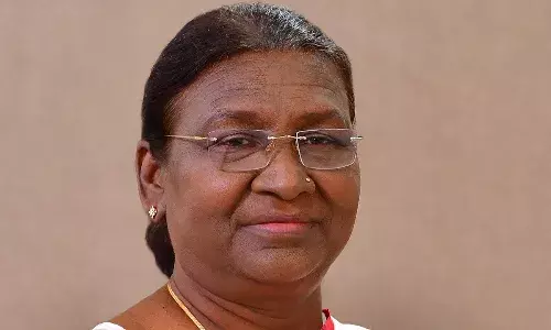 राष्ट्रपति मुर्मू ने नरेंद्र सिंह तोमर, प्रह्लाद पटेल और रेणुका सिंह का केंद्रीय मंत्रिमंडल से इस्तीफा किया स्वीकार