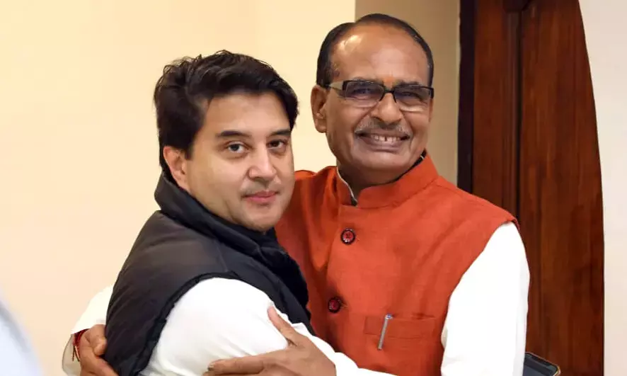 ज्योतिरादित्य सिंधिया ने की जेपी नड्डा से मुलाकात, अमित शाह से मिली रीति पाठक
