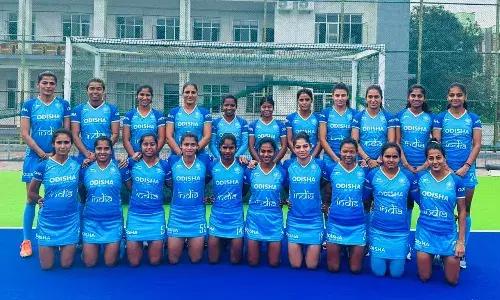 सविता 5 देशों के टूर्नामेंट के लिए 22 सदस्यीय भारतीय महिला हॉकी टीम का नेतृत्व करेंगी सविता 5 देशों के टूर्नामेंट के लिए 22 सदस्यीय भारतीय महिला हॉकी टीम का नेतृत्व करेंगी