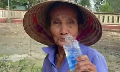 पिछले 50 साल से नहीं खाया खाना, केवल पानी और स्वीट ड्रिंक पर जिंदा है 75 साल की ये बुजुर्ग महिला पिछले 50 साल से नहीं खाया खाना, केवल पानी और स्वीट ड्रिंक पर जिंदा है 75 साल की ये बुजुर्ग महिला