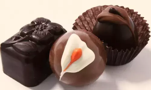 क्रिसमस पर मेहमानों के लिए बनाएं चॉकलेट मोल्ड, इस आसान रेसिपी से क्रिसमस पर मेहमानों के लिए बनाएं चॉकलेट मोल्ड, इस आसान रेसिपी से