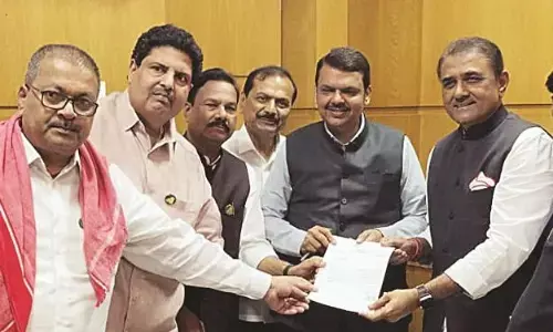 किसानों को न्याय दिलाने मुख्यमंत्री - उपमुख्यमंत्री से मिले सांसद पटेल किसानों को न्याय दिलाने मुख्यमंत्री - उपमुख्यमंत्री से मिले सांसद पटेल