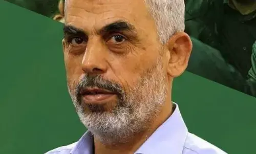 आईडीएफ गाजा के खान यूनिस में हमास नेता याह्या सिनवार की कर रहा तलाश आईडीएफ गाजा के खान यूनिस में हमास नेता याह्या सिनवार की कर रहा तलाश