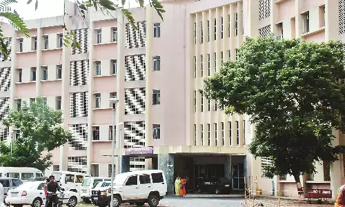 छह साल बाद भी तैयार नहीं हो पाया ब्लड कम्पोनेंट यूनिट छह साल बाद भी तैयार नहीं हो पाया ब्लड कम्पोनेंट यूनिट