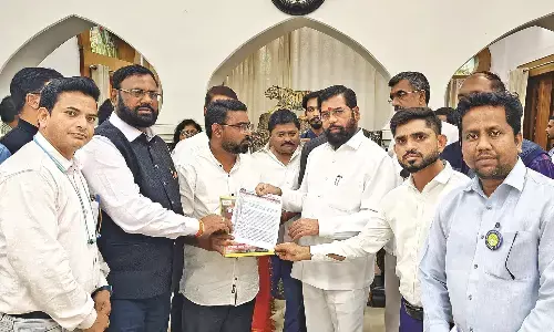 पुरानी पेंशन के लिए कल विधान भवन पहुंचेंगे कर्मचारी पुरानी पेंशन के लिए कल विधान भवन पहुंचेंगे कर्मचारी