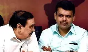 फडणवीस-खडसे के बीच चले शब्द बाण, सदस्य हैरान फडणवीस-खडसे के बीच चले शब्द बाण, सदस्य हैरान