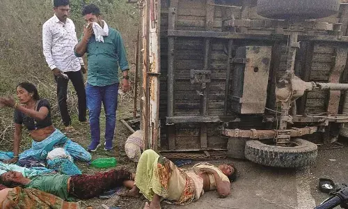 दुर्घटनाओं में दो की मृत्यु, पांच घायल