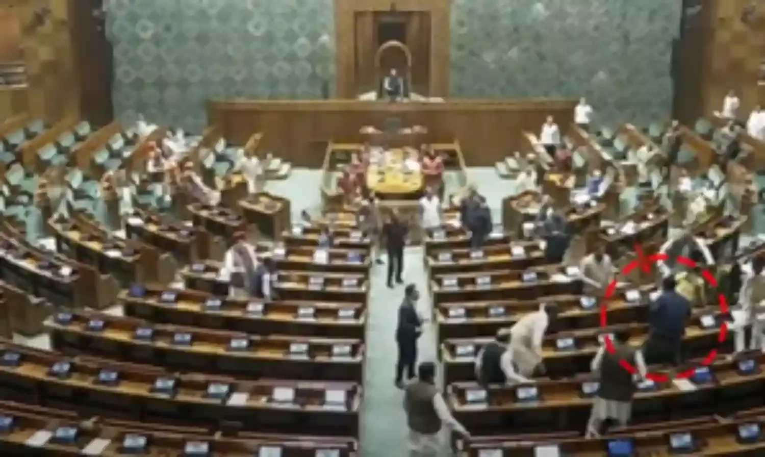 क्या चारों आरोपी एक-दूसरे को जानते थे ?