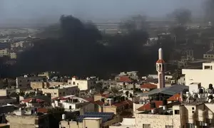 वेस्ट बैंक के जेनिन पर इजरायली ड्रोन हमले में चार फिलिस्तीनी मारे गए वेस्ट बैंक के जेनिन पर इजरायली ड्रोन हमले में चार फिलिस्तीनी मारे गए