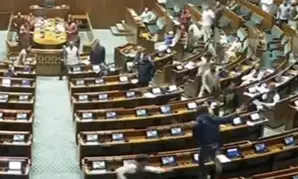 लोकसभा की सुरक्षा में चूक, स्पीकर बिरला ने मांगी रिपोर्ट, दर्शक दीर्घा के पास पर लगाई रोक