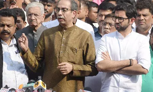 पीएम केयर फंड व नागपुर को पानी में डुबोने वाले विकास पुरुष की जांच हो