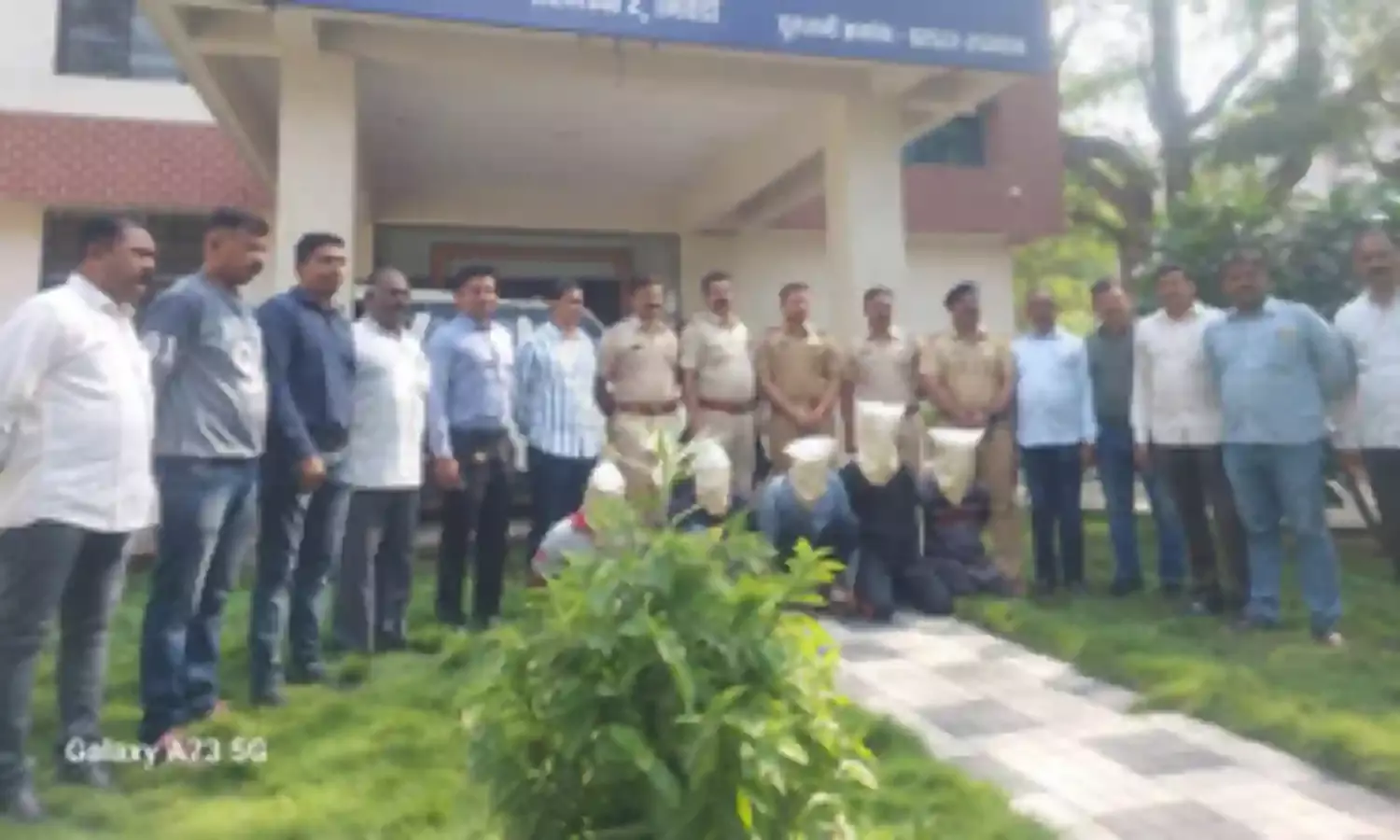 ठाणे पुलिस ने 5 लोगों को पकड़ा, नाबालिग लड़के की हत्या कर शव को दफना दिया था