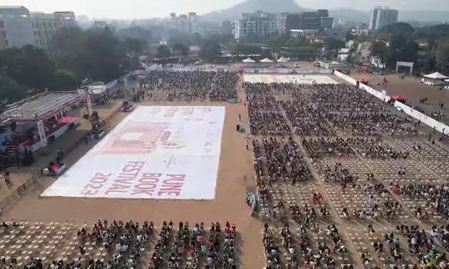 पुणेकरों ने बच्चों को कहानी सुनाने का तोड़ा चीनी वर्ल्ड रिकॉर्ड