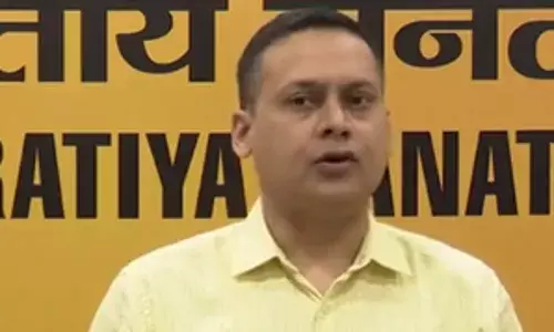 भाजपा ने लोकसभा की सुरक्षा में सेंध मामले में गिरफ्तार लोगों के कांग्रेस और इंडिया अलायंस के साथ कनेक्शन को लेकर उठाया सवाल भाजपा ने लोकसभा की सुरक्षा में सेंध मामले में गिरफ्तार लोगों के कांग्रेस और इंडिया अलायंस के साथ कनेक्शन को लेकर उठाया सवाल