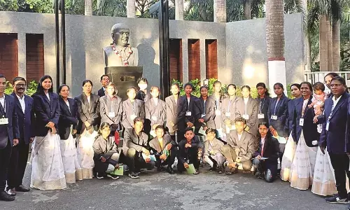 आश्रमशाला के 19 भावी वैज्ञानिक पहुंचे इसरो