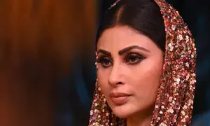 जो मुश्किल नहीं है, वो प्यार नहीं है : मौनी रॉय