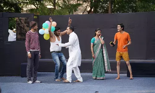 त्रिकर्षी नाट्य समूह द्वारा नाटक “रोक लो उन्हें” का विशाल आचार्य के निर्देशन में हुआ मंचन