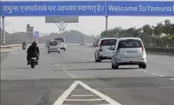 यमुना एक्सप्रेस-वे पर इस साल हादसे में 89 की मौत, 378 रोड एक्सीडेंट में 669 लोग हुए घायल