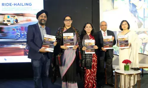 महिलाओं के लिए कारगर साबित हो रही है राइड-हेलिंग - ईरानी महिलाओं के लिए कारगर साबित हो रही है राइड-हेलिंग - ईरानी