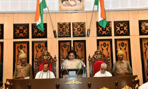 तेलंगाना स्वतंत्रता, स्वछंदता की ताजी हवा में सांस ले रहा है: राज्यपाल तेलंगाना स्वतंत्रता, स्वछंदता की ताजी हवा में सांस ले रहा है: राज्यपाल
