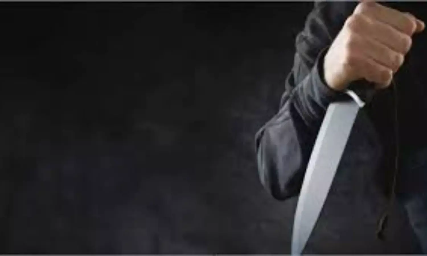 पूर्व सभापति ने काटे युवक के हाथ, इलाज के दौरान मौत