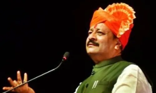 सावरकर की तस्वीर हटाई गई तो नेहरू की भी तस्वीर हटा दी जाएगी : भाजपा विधायक सावरकर की तस्वीर हटाई गई तो नेहरू की भी तस्वीर हटा दी जाएगी : भाजपा विधायक