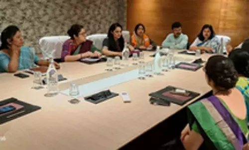 एनसीडब्ल्यू, भाजपा सांसदों के प्रतिनिधिमंडल ने पीड़िता से की मुलाकात एनसीडब्ल्यू, भाजपा सांसदों के प्रतिनिधिमंडल ने पीड़िता से की मुलाकात