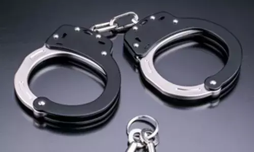 मकान मालकिन की हत्या के आरोप में किराएदार गिरफ्तार मकान मालकिन की हत्या के आरोप में किराएदार गिरफ्तार