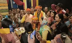 यूपी से गोपालगंज के रास्ते बिहार पहुंचा अक्षत कलश, भव्य स्वागत, राममंदिर प्राण-प्रतिष्ठा के लिए मिलेगा निमंत्रण