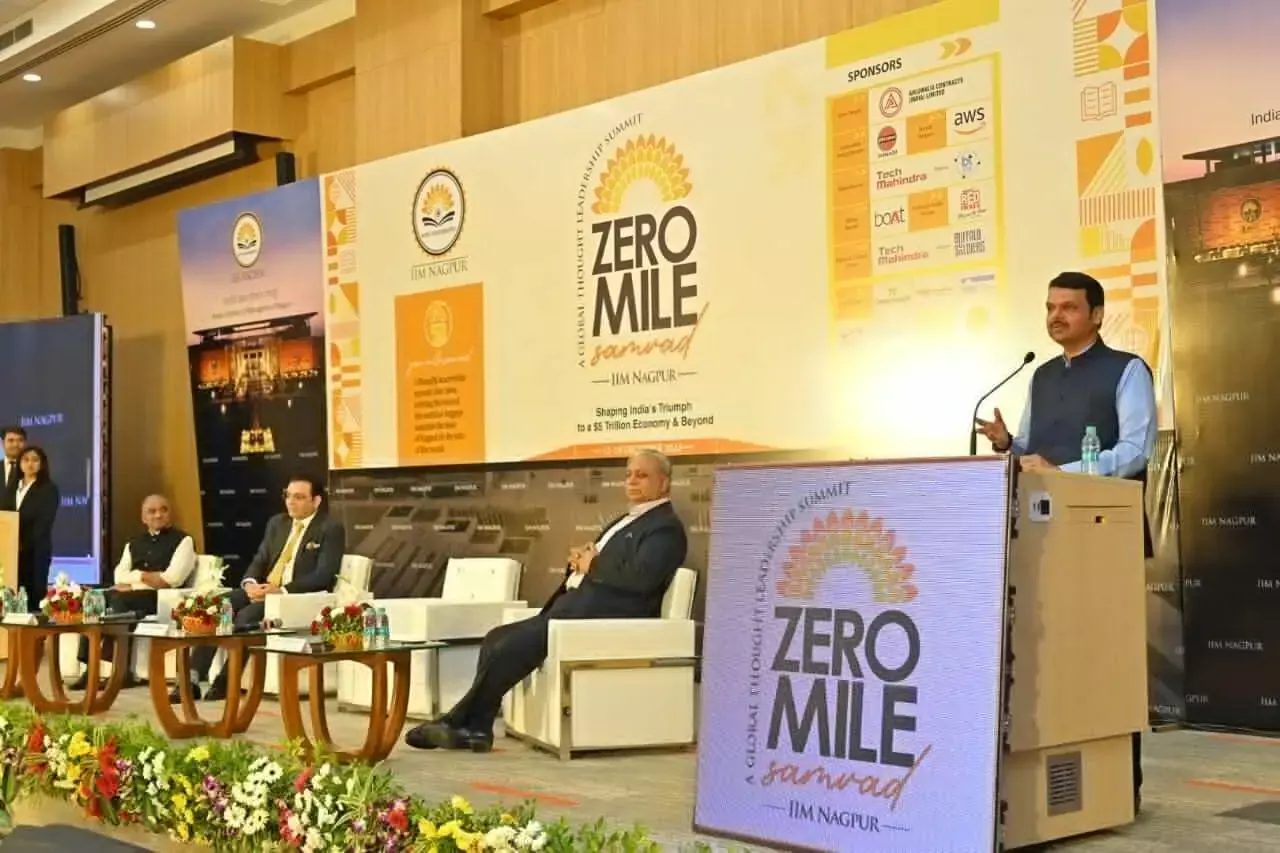 ‘5 ट्रिलियन डॉलर इकोनॉमी का लक्ष्य पाने प्रवेश द्वार बनेगा महाराष्ट्र ‘5 ट्रिलियन डॉलर इकोनॉमी का लक्ष्य पाने प्रवेश द्वार बनेगा महाराष्ट्र