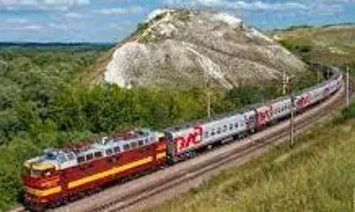 5 साल में सिर्फ डेढ़ किलोमीटर प्रति घंटा बढ़ी ट्रेन की रफ्तार