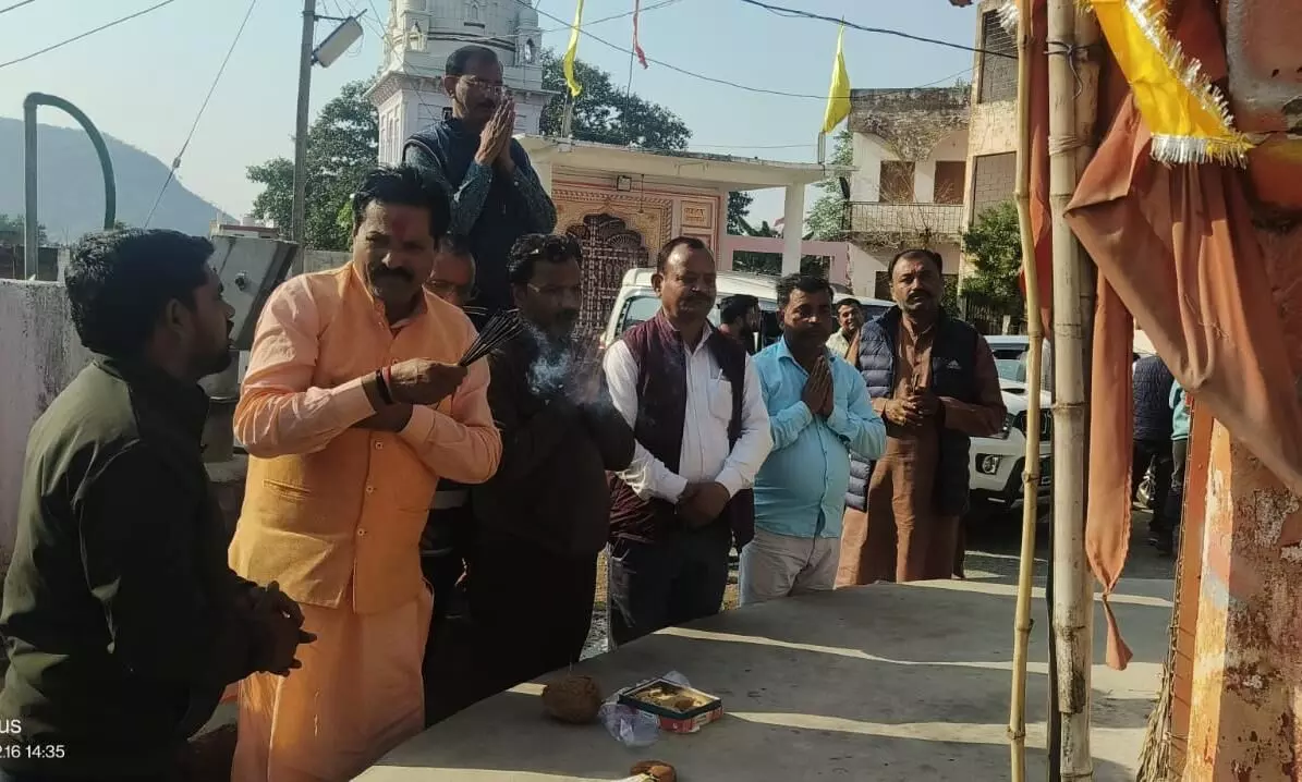 जगदीश स्वामी मंदिर परिसर स्थित हनुमान मंदिर के निर्माण कार्य का हुआ भूमि पूजन जगदीश स्वामी मंदिर परिसर स्थित हनुमान मंदिर के निर्माण कार्य का हुआ भूमि पूजन