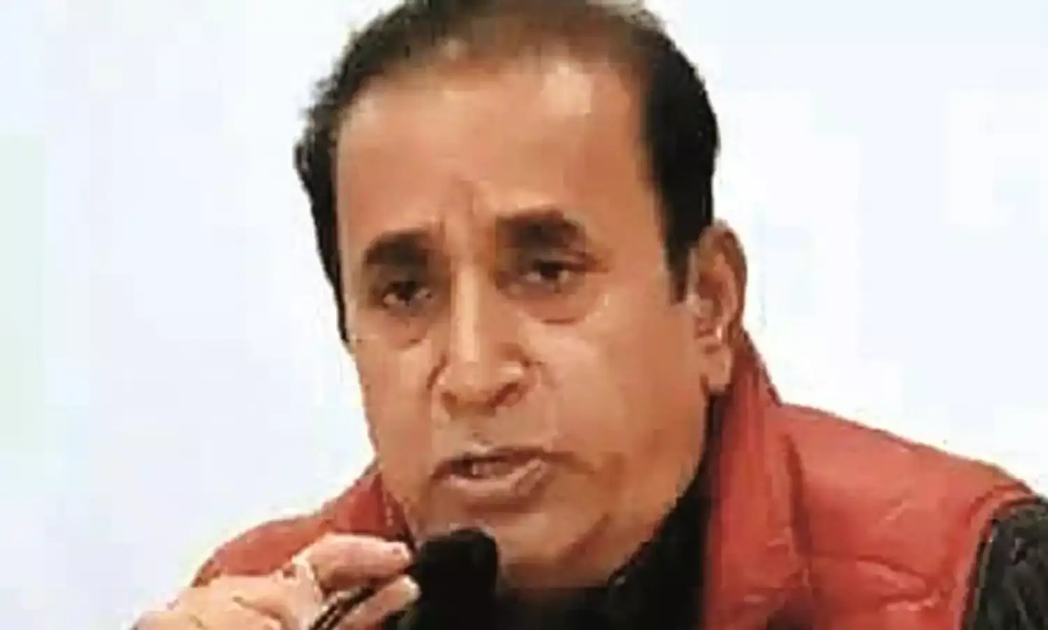 अनिल देशमुख ने किया भाजपा नेताओं पर पलटवार