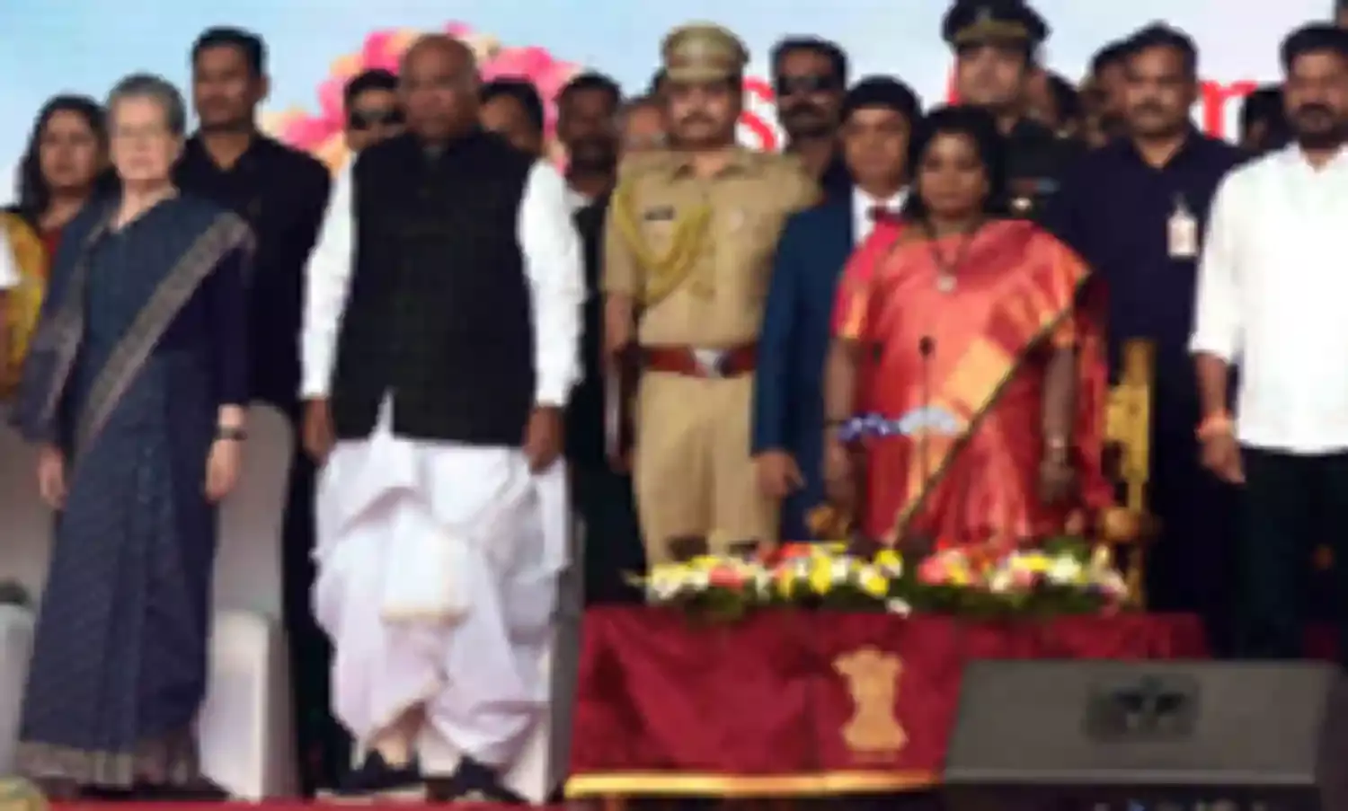सोनिया गांधी को तेलंगाना से लोकसभा चुनाव लड़ने के लिए किया गया आमंत्रित