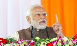 देश की दो करोड़ ग्रामीण महिलाओं को लखपति बनाना मेरा संकल्प : प्रधानमंत्री मोदी देश की दो करोड़ ग्रामीण महिलाओं को लखपति बनाना मेरा संकल्प : प्रधानमंत्री मोदी