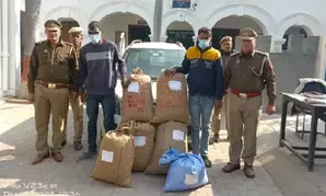 उत्तर प्रदेश के सहारनपुर में दो ड्रग तस्कर गिरफ्तार उत्तर प्रदेश के सहारनपुर में दो ड्रग तस्कर गिरफ्तार