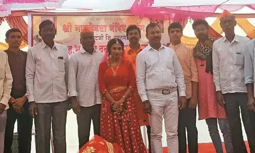नागोबा देवस्थान ने बोरेले और पंधरे का किया सत्कार नागोबा देवस्थान ने बोरेले और पंधरे का किया सत्कार
