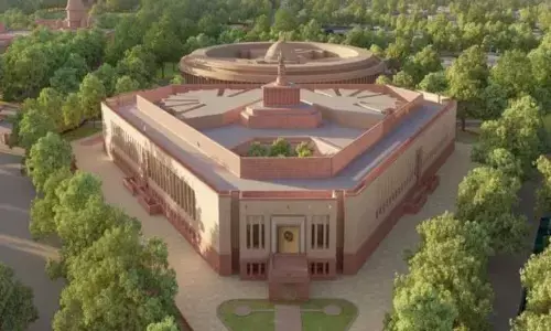 निलंबन से क्या सदन में नहीं बचेगा अपोजिशन का कोई रोल? जानिए दोनों सदनों में कितने विपक्षी सांसद हैं शेष