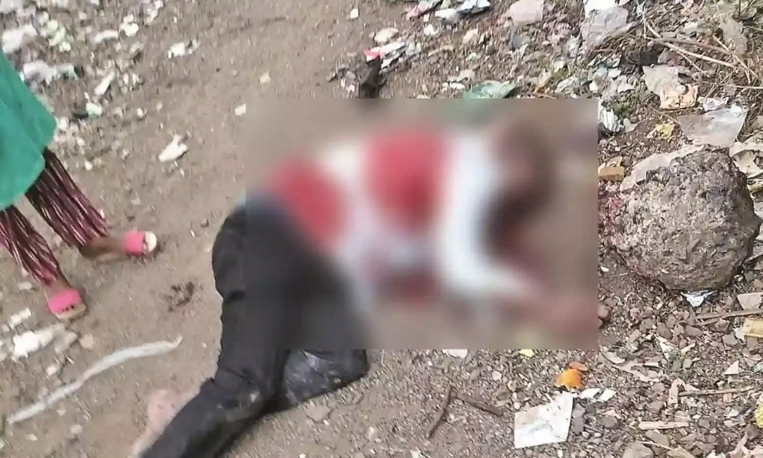 व्यक्ति की हत्या मामले में तीन युवक गिरफ्तार