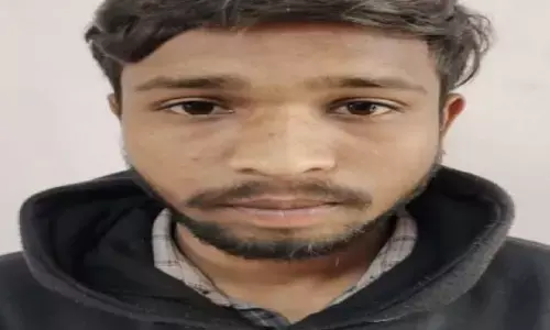 पुलिस को चकमा देकर अस्पताल से फरार आरोपी गिरफ्तार पुलिस को चकमा देकर अस्पताल से फरार आरोपी गिरफ्तार