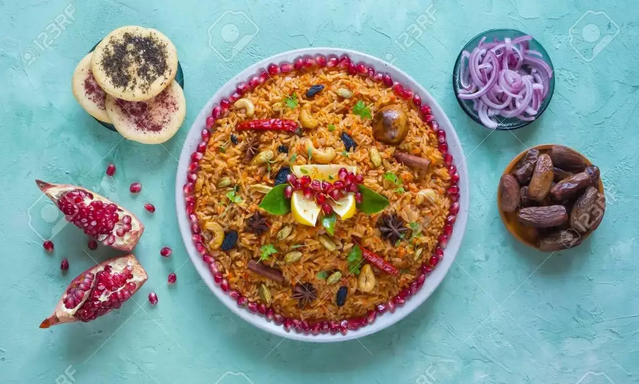 न्यू ईयर की पार्टी में वेज बिरयानी खिलाकर करें मेहमानों को खुश, यहां देखें रेसिपी