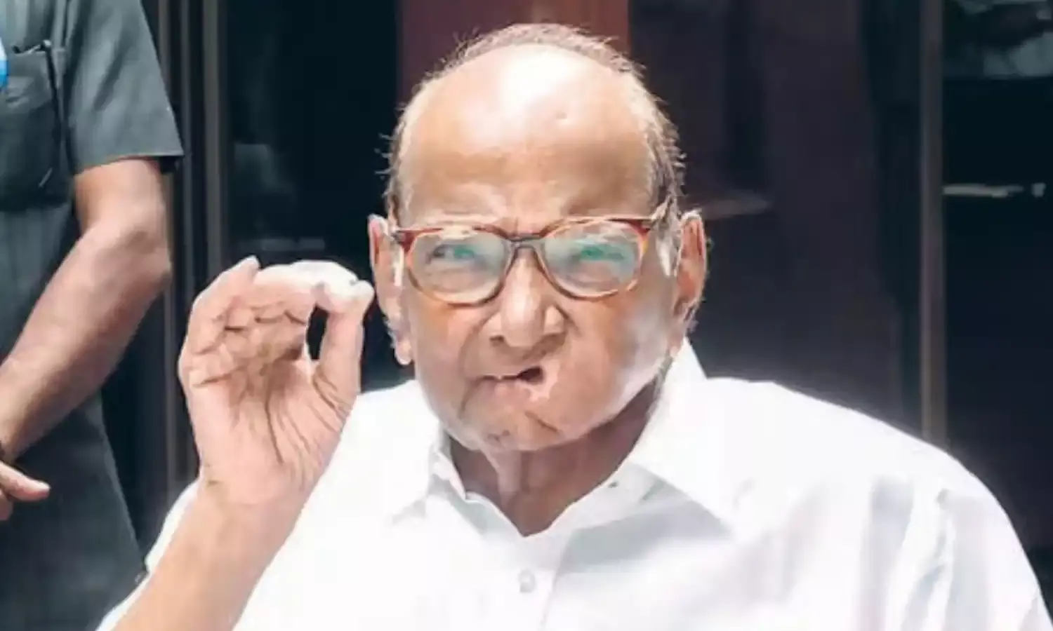 सरकार के कृत्यों का जनता सूद समेत हिसाब वसूल करेगी - पवार