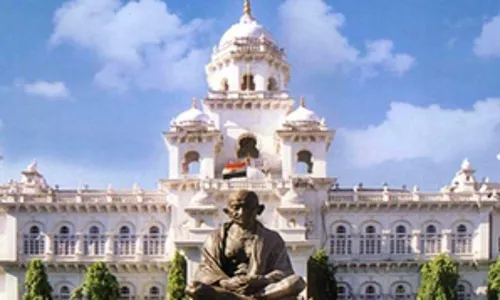 तेलंगाना विधानसभा में राज्य के वित्त पर श्वेतपत्र पर गरमागरम बहस देखी गई तेलंगाना विधानसभा में राज्य के वित्त पर श्वेतपत्र पर गरमागरम बहस देखी गई