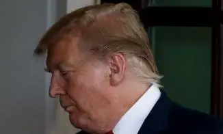 सीनेटर थॉम टिलिस अन्य राज्यों को ट्रंप को अयोग्य ठहराने से रोकने के लिए ला रहे कानून सीनेटर थॉम टिलिस अन्य राज्यों को ट्रंप को अयोग्य ठहराने से रोकने के लिए ला रहे कानून